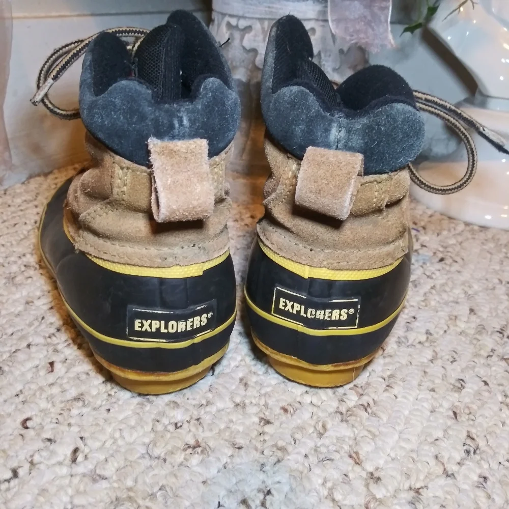 3/$18 Explorers Kid's Suede & Rubber  Duck Boots